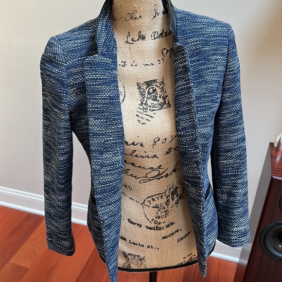 tweed blazer with faux leather collar - Picture 4 of 6